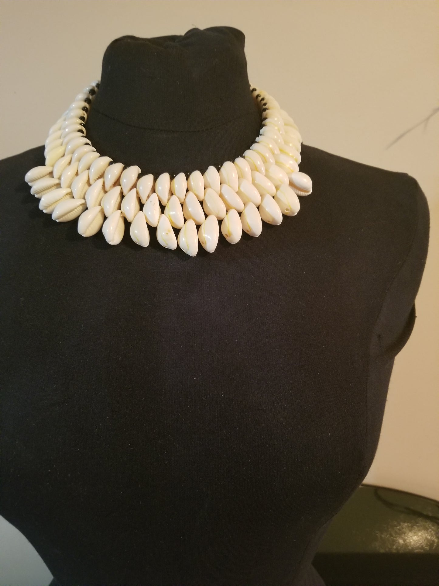 Cowrie Choker