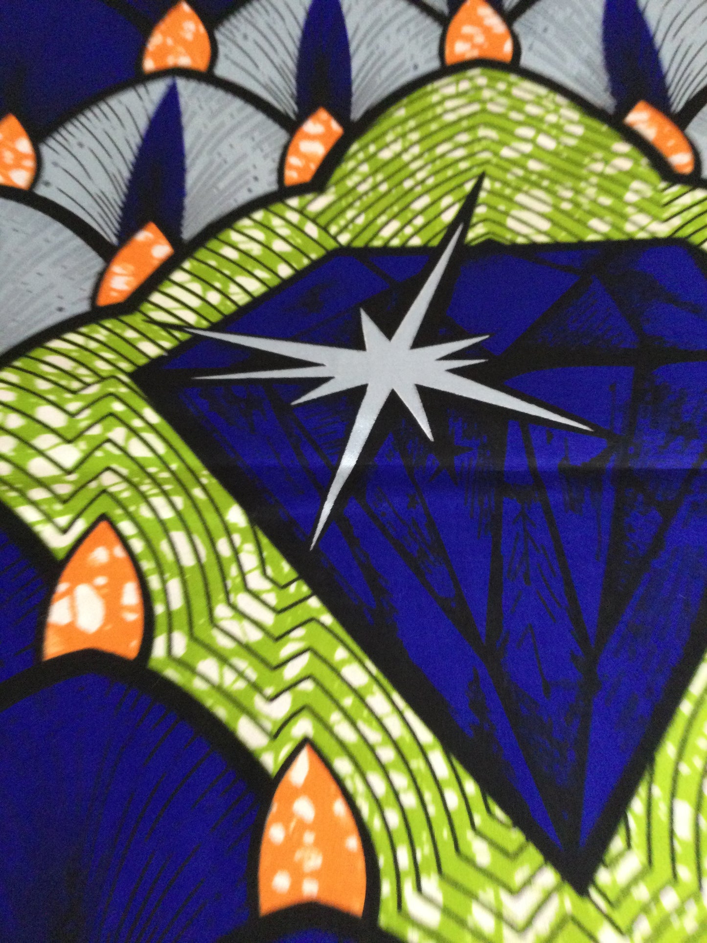 Starburst white and navy