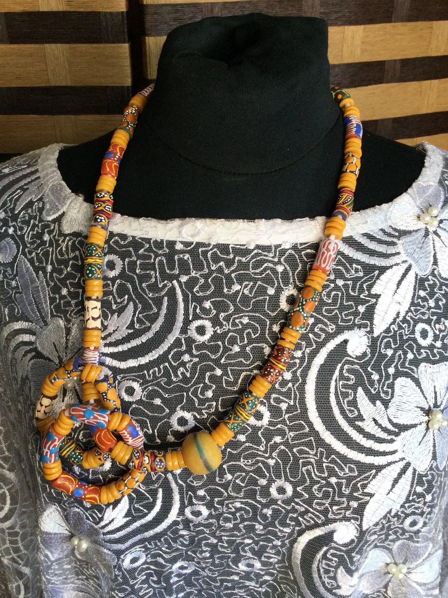 Ghana trade beads necklace with 2 small bracelets