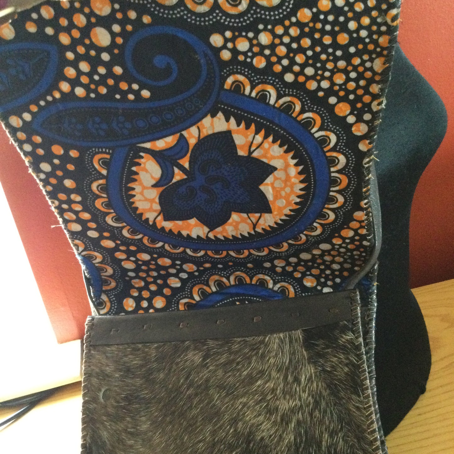 Aiko.Cowhide leather cross body bag Style #3