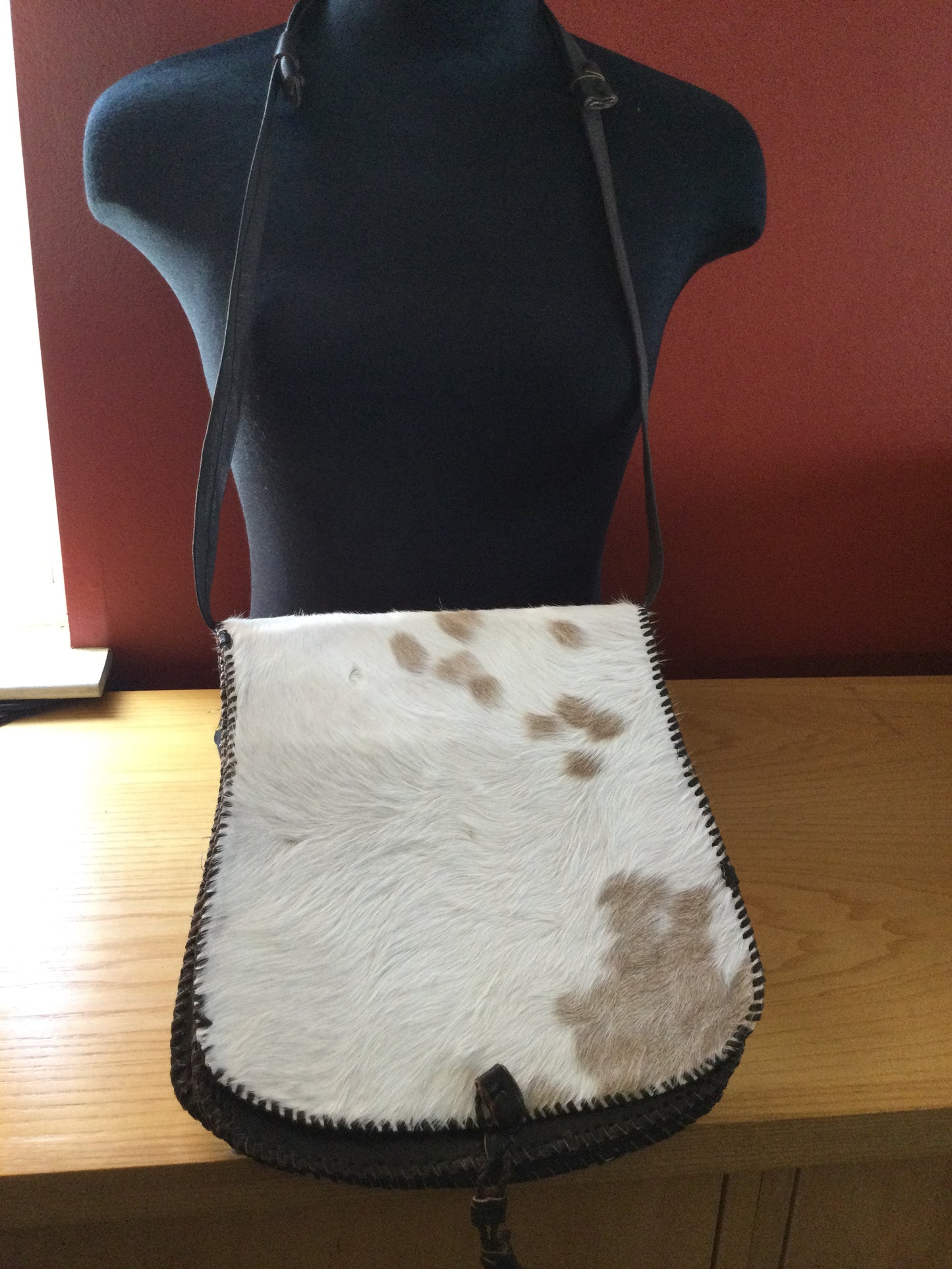 Aiko.Cowhide leather cross body bag Style #8