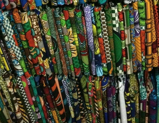 GRAB BAG OF ASSORTED AFRICAN PRINT FABRIC,ASSORTED PIECES/ WIDTHS...12YDS.Total