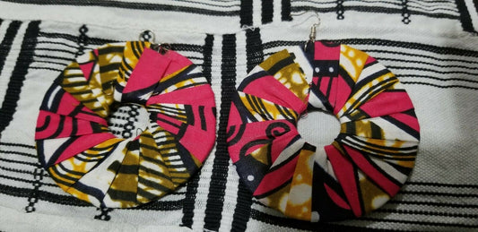 HotPinkAfrican Print Round Earrings $5