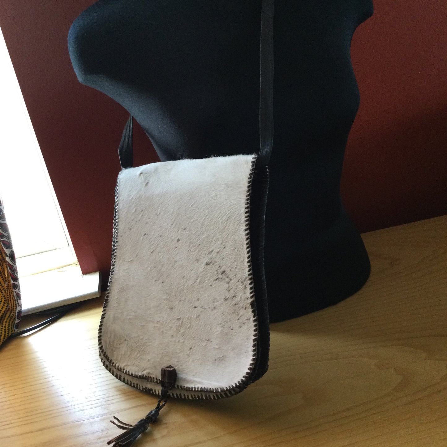 Aiko.Cowhide leather cross body bag Style #2