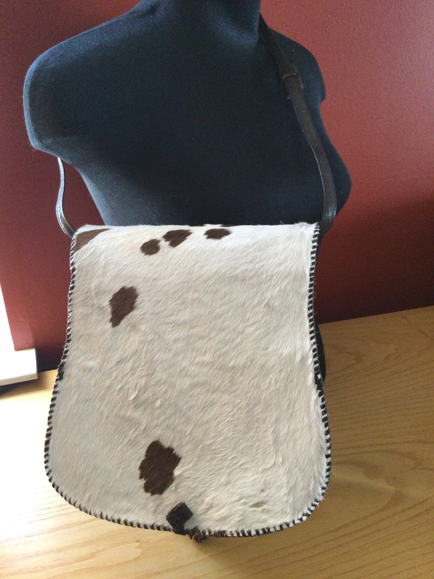 Aiko.Cowhide leather cross body bag Style #5